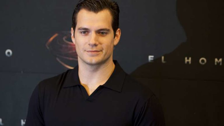 Liga da Justiça | Henry Cavill afirma que não haverá explicação sobre o retorno de Clark Kent