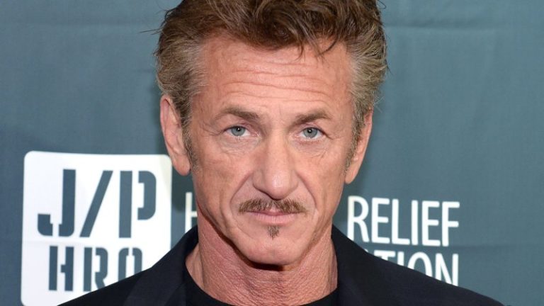 Batman: Cavaleiro das Trevas | Sean Penn nega rumores que apontavam sua indicação como Coringa