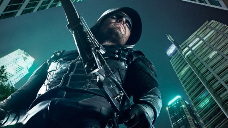 Arrow | Marc Guggenheim deixa a função de showrunner sendo substituído por Beth Schwartz