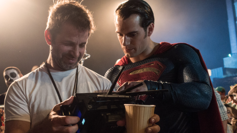 Batman vs Superman | Zack Snyder revela detalhes do filme ao ser questionado por fãs