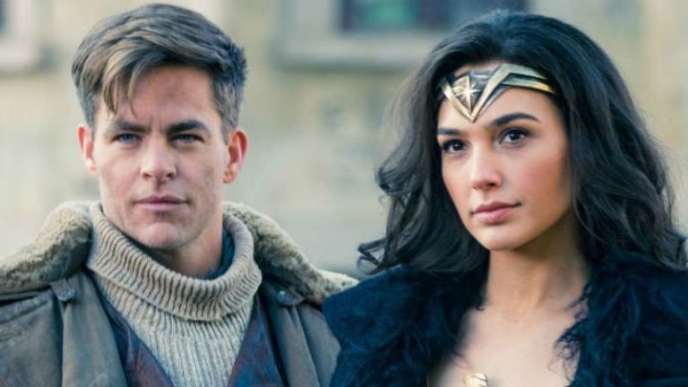 Mulher-Maravilha 1984 | Novas fotos do filme mostram Gal Gadot e Chris Pine deixando Museu