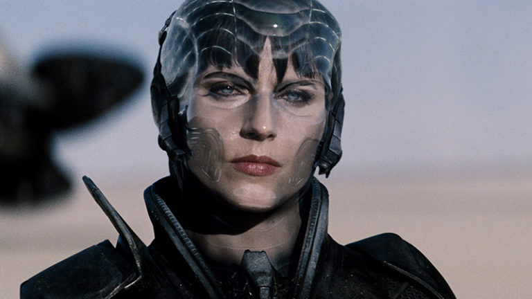O Homem de Aço | Zack Snyder confirma o destino da vilã Faora