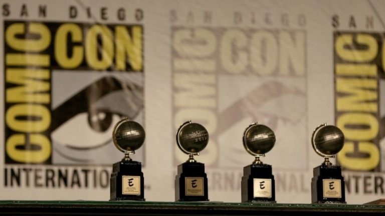 #SDCC2018 | DC Entertainment comemora prêmios recebidos no Eisner Awards 2018