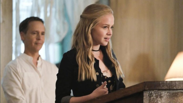 Raio Negro | Atriz de Supergirl se junta ao elenco da 2ª temporada