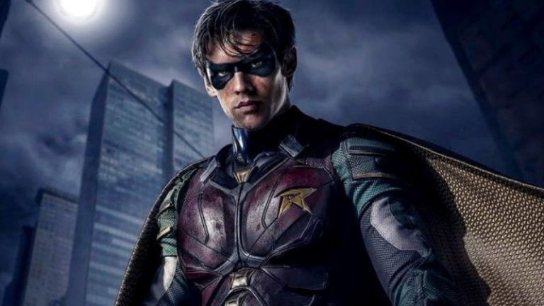 Titãs | Transição de Robin para Asa Noturna acontecerá em breve na série