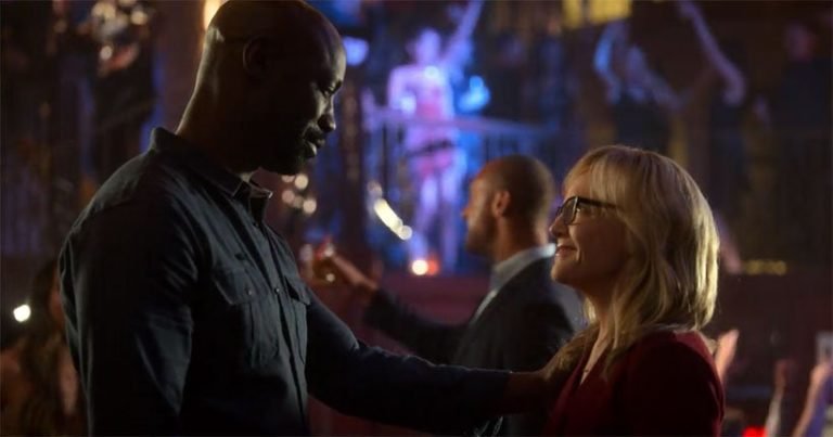 Lucifer | Ator DB Woodside faz declaração sobre como o racismo foi abordado na série