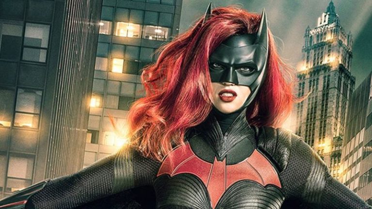 Batwoman | Ruby Rose comenta sobre sua decisão de sair do papel da heroína