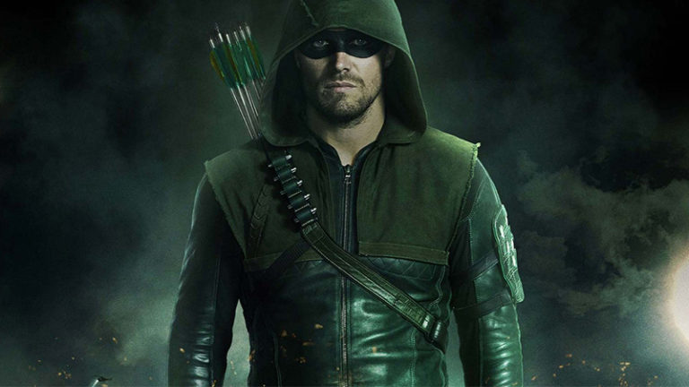 Arrow | Stephen Amell se ofereceu para retornar em uma 9ª temporada em meio à pandemia de COVID-19