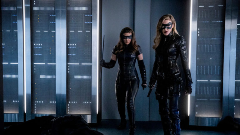 Arrow | CW planeja spin-off com filha do Arqueiro Verde