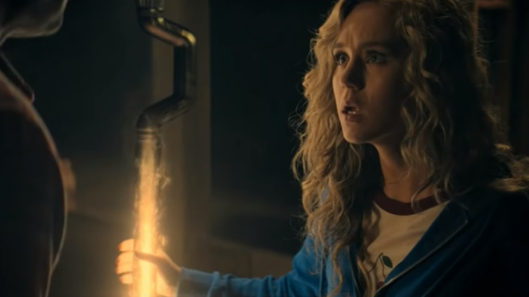 Stargirl | Como uma adolescente comum se tornou uma super-heroína