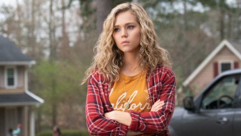 Stargirl | Produtor garante que a primeira temporada é uma história completa e prepara um gancho para a segunda