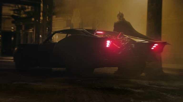 Novas imagens revelam detalhes do Batmóvel de “The Batman”: confira!