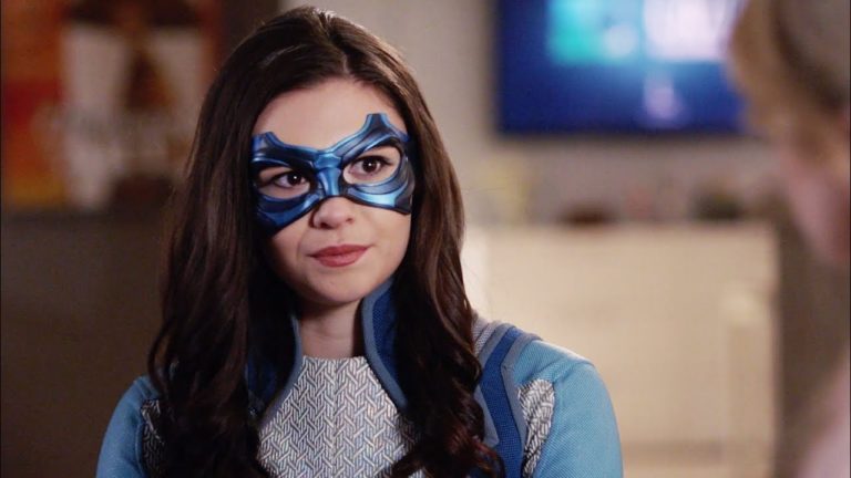 Nicole Maines, de Supergirl, indica que haverá mais quadrinhos da Sonhadora