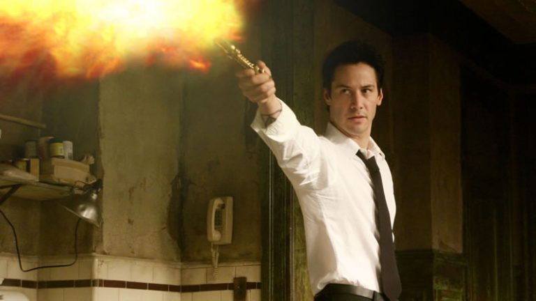 Keanu Reeves comenta que deseja retornar ao papel de Constantine na DC