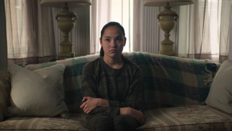 Stargirl | Criador da série comenta que veremos mais sobre Artemis e Icicle Jr na 2ª temporada