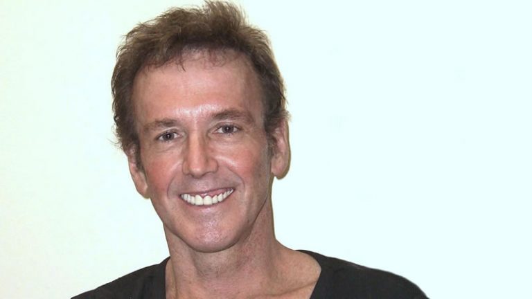 CCXP Worlds | Confirmada a presença de Bill Sienkiewicz no evento