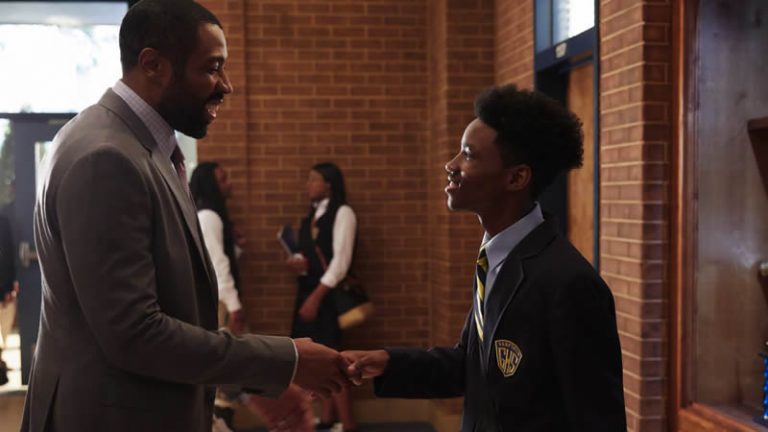 #DCFanDome | Elenco de Raio Negro destaca a proximidade entre a série e o mundo real