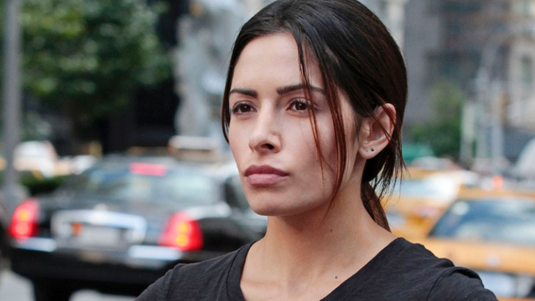 Adão Negro | Sarah Shahi é confirmada no elenco do filme