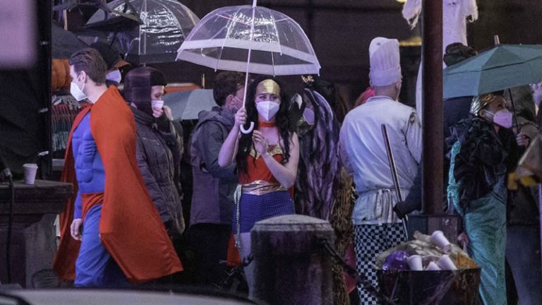 The Batman | Imagens do set revelam que outros personagens da DC são considerados no mesmo universo do filme