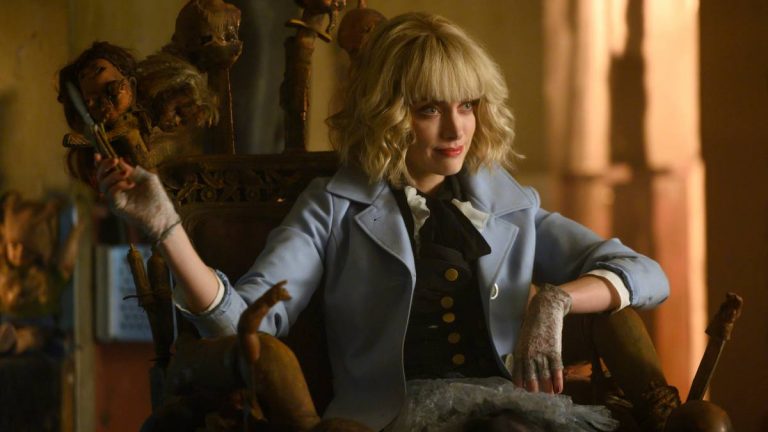 Batwoman | Gwen Stefani foi usada como base para arte conceitual da vilã Alice