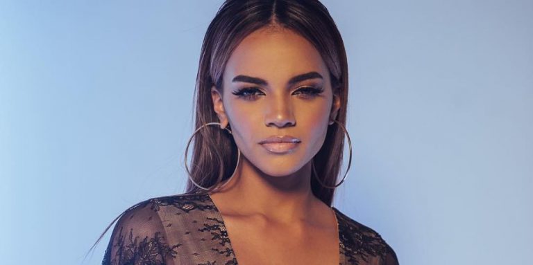 Batgirl | Leslie Grace fala sobre o seu preparo para viver a nova heroína em filme