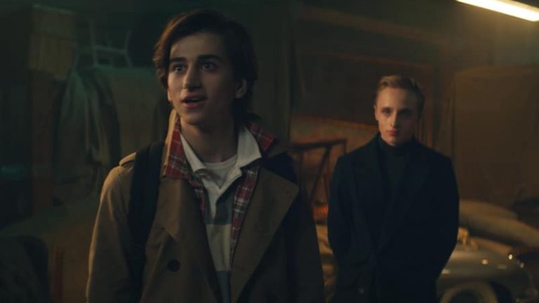 Rumor indica que novos atores podem protagonizar a série “Dead Boy Detectives”