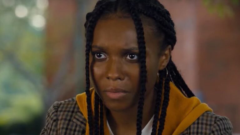 Revelado pôster e trailer da série Naomi