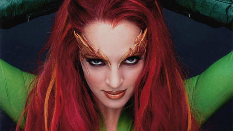 Uma Thurman, de Batman & Robin, comenta sobre seu papel de Hera Venenosa 25 anos depois