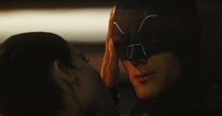 Teaser imagina Adam West em The Batman